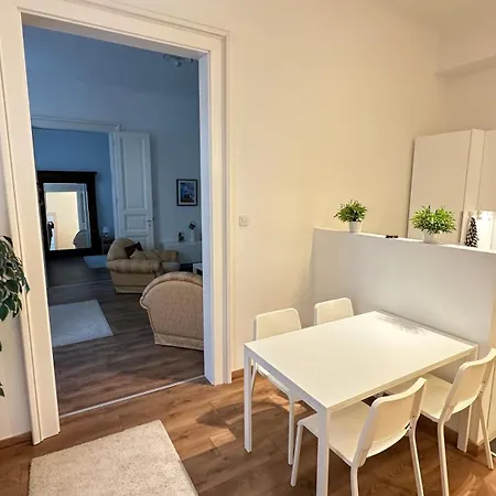 شقة Reviczky 7 Apartment, 60 M2
